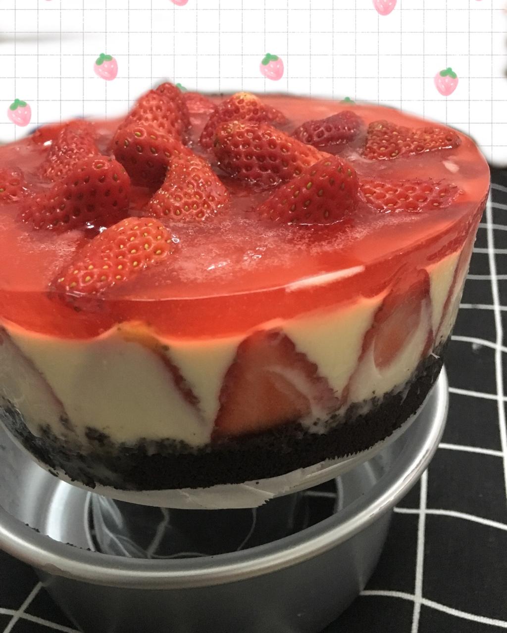 奥利奥草莓酸奶慕斯蛋糕（6寸）