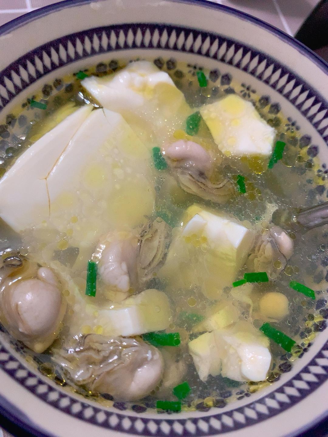 海蛎牡蛎豆腐汤的做法