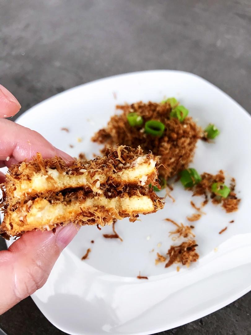 美味海苔肉松小贝