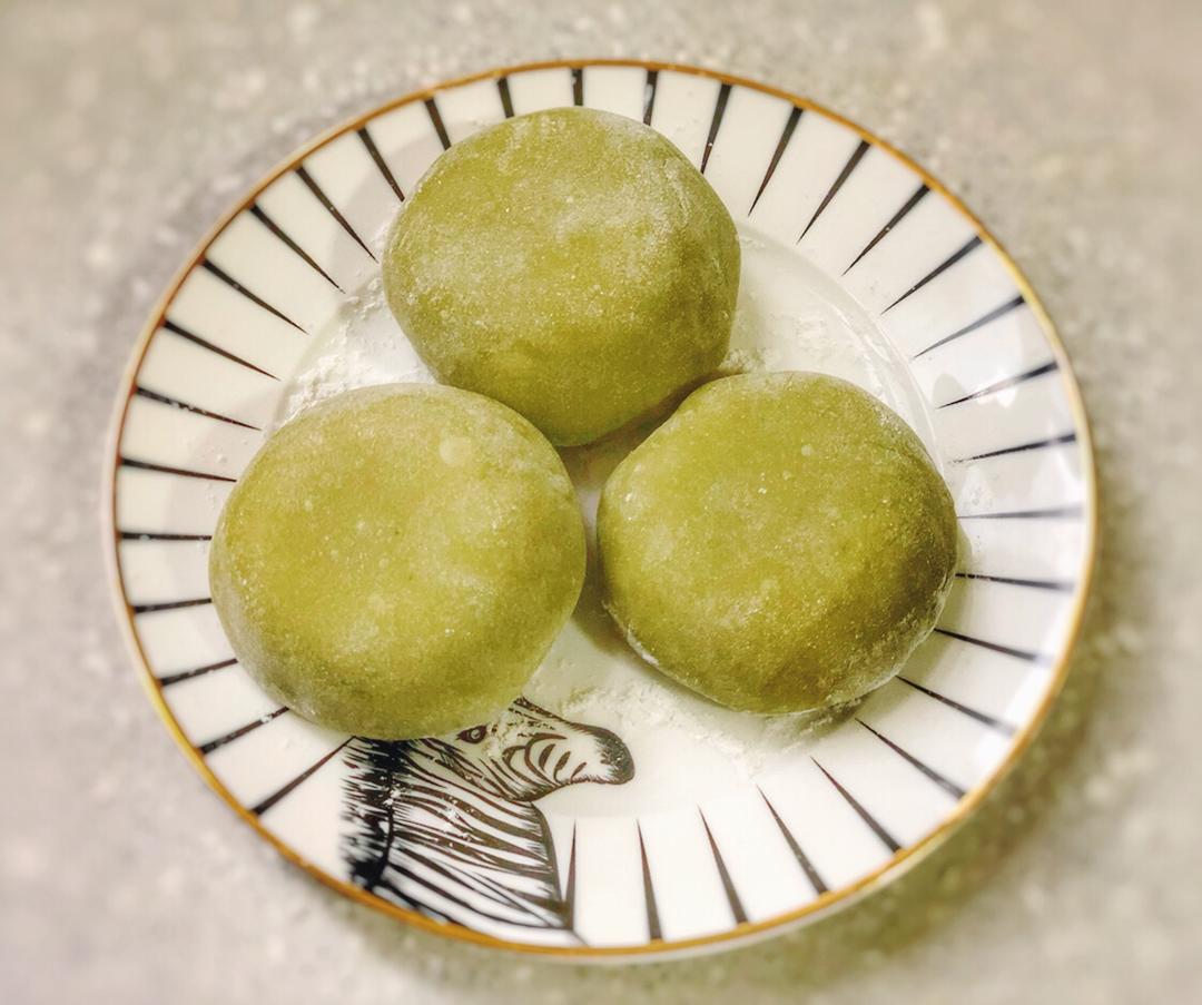腹黑白胖子——奥利奥雪媚娘