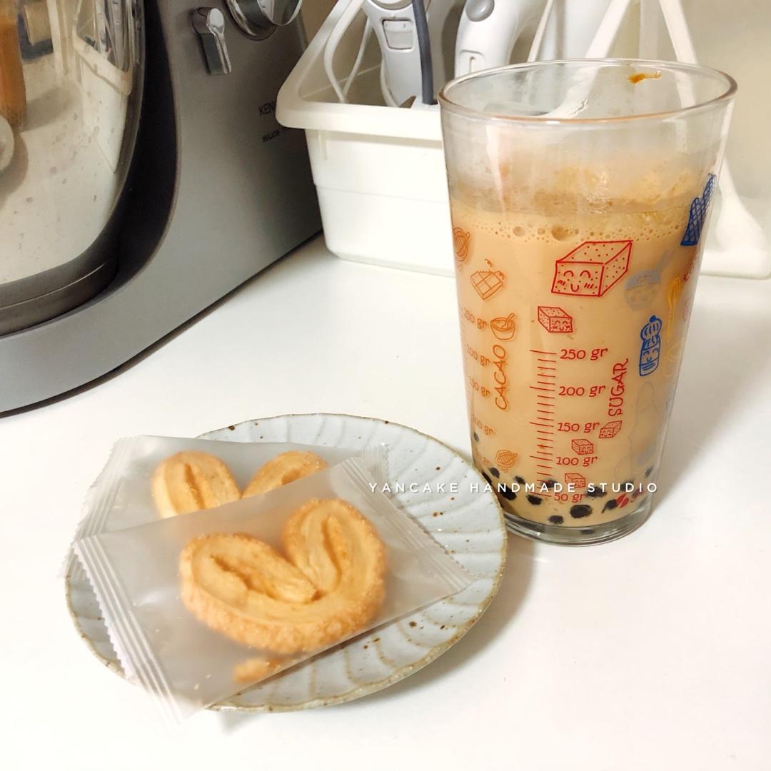 烧仙草蜜红豆奶茶
