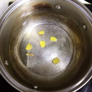 海鲜菇肉丝汤的做法 步骤8