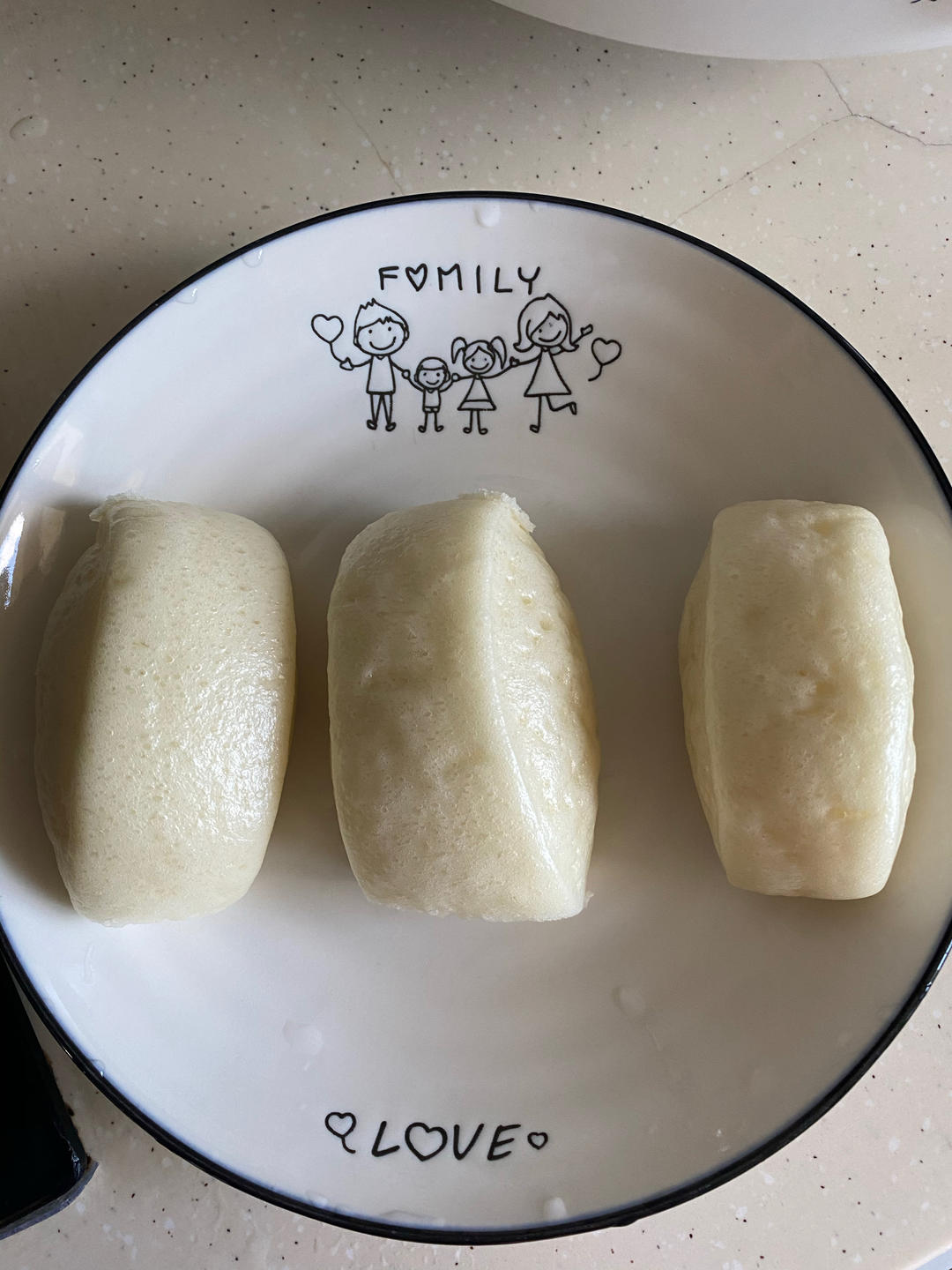 一发奶香小馒头，口感特别好！