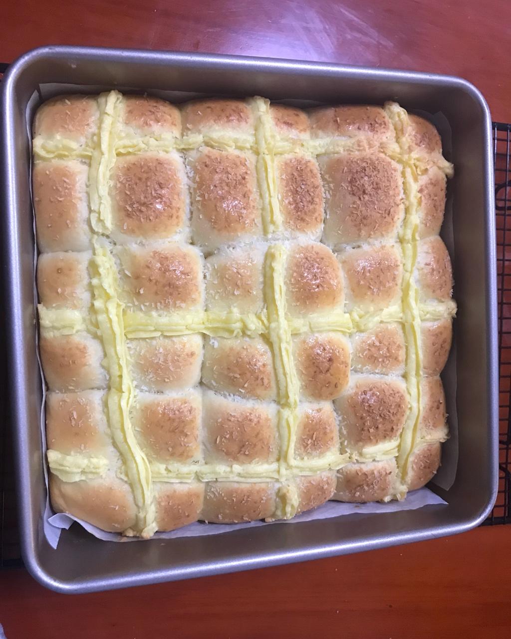 椰浆十字包 Coconut Custard Hot Crossed Bun