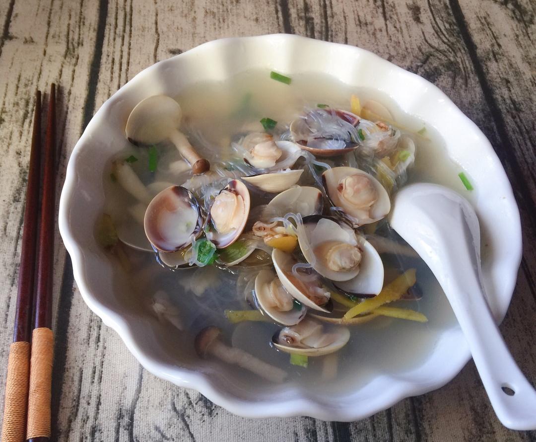 【鲜味蛤蜊汤图片】豌豆123456_下厨房