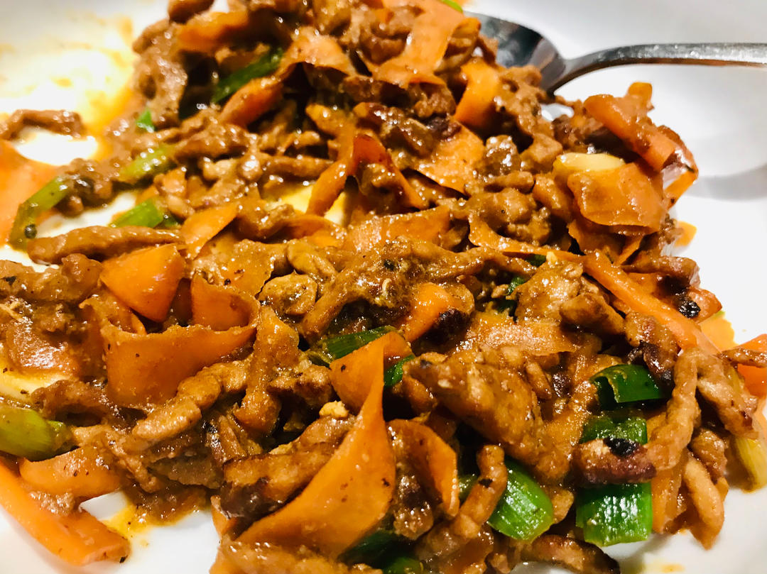 和饭店做的一个味道的酸甜辣鱼香肉丝