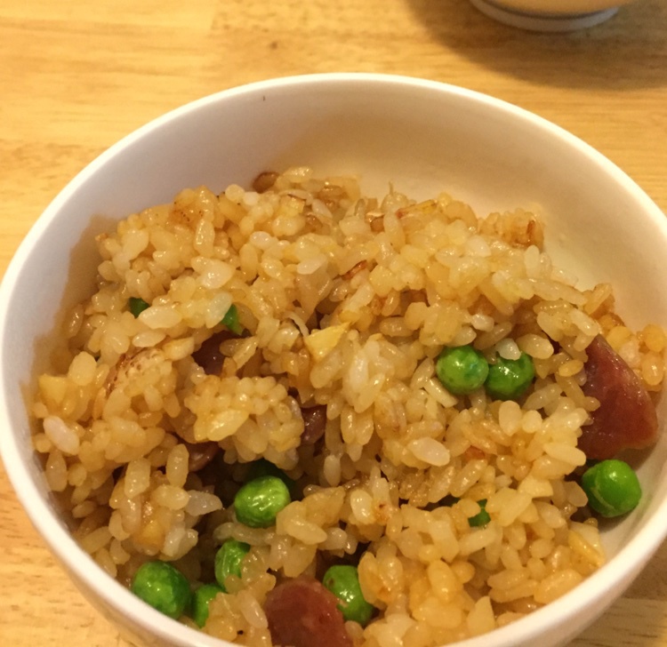 蒜香酱油炒饭