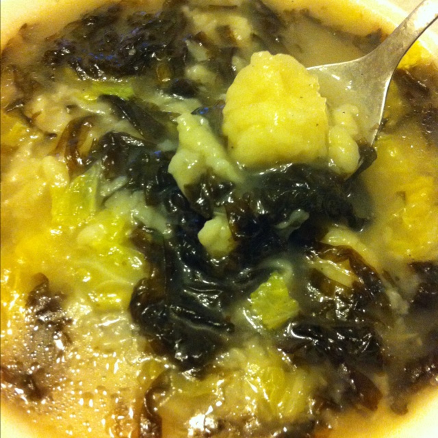 青菜鸡蛋面疙瘩汤