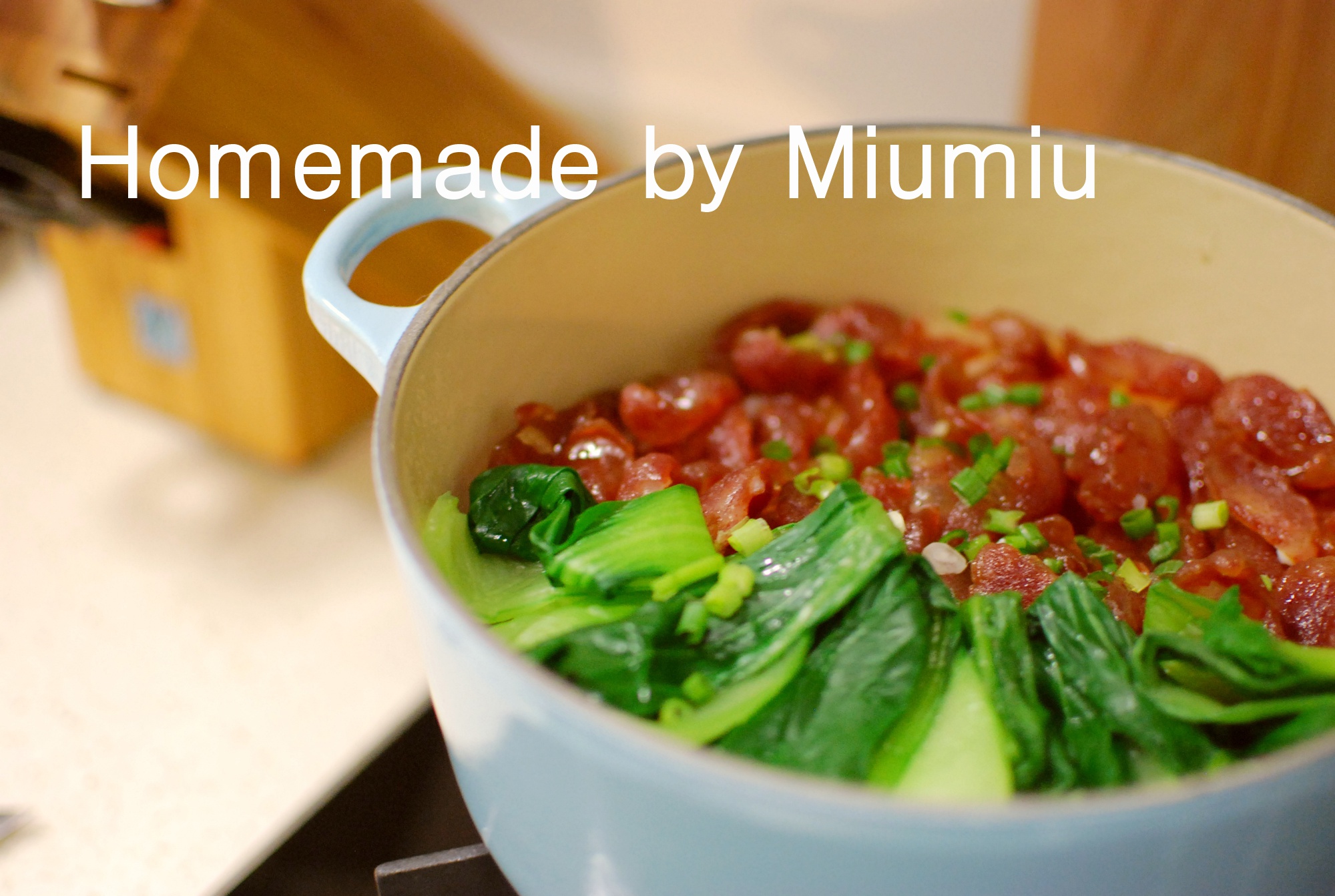 广式腊味煲仔饭