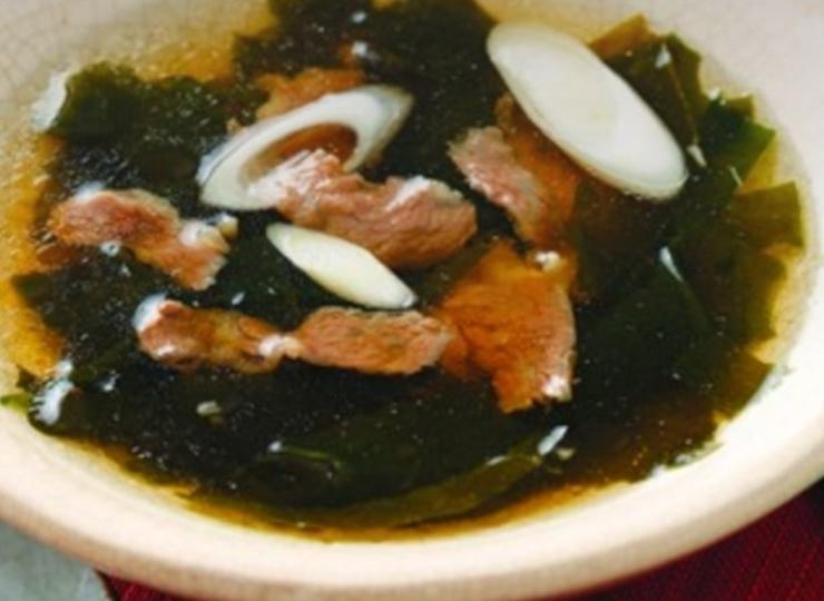 韩式牛肉海带汤(韩式风味餐，韩式家常料理)的做法