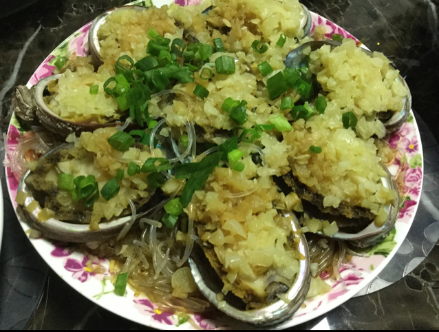 蒜蓉粉丝蒸鲍鱼