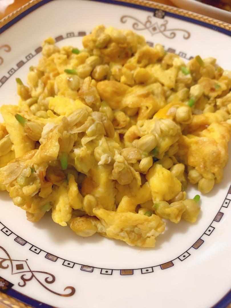 茉莉花炒鸡蛋