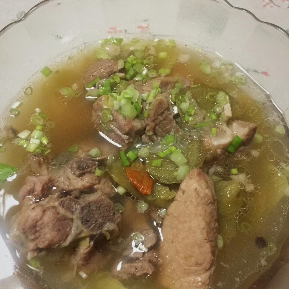 萝卜排骨汤