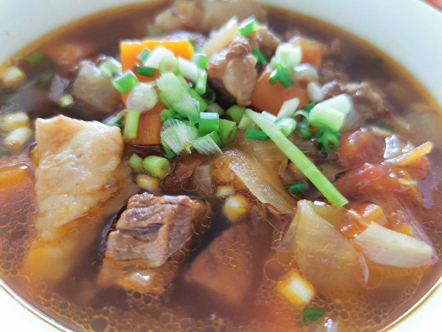 番茄土豆炖牛腩