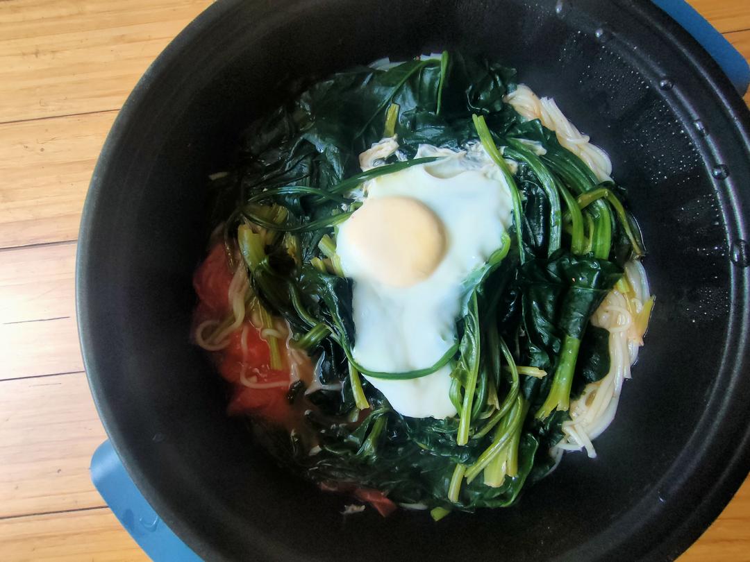 番茄鸡蛋菠菜面