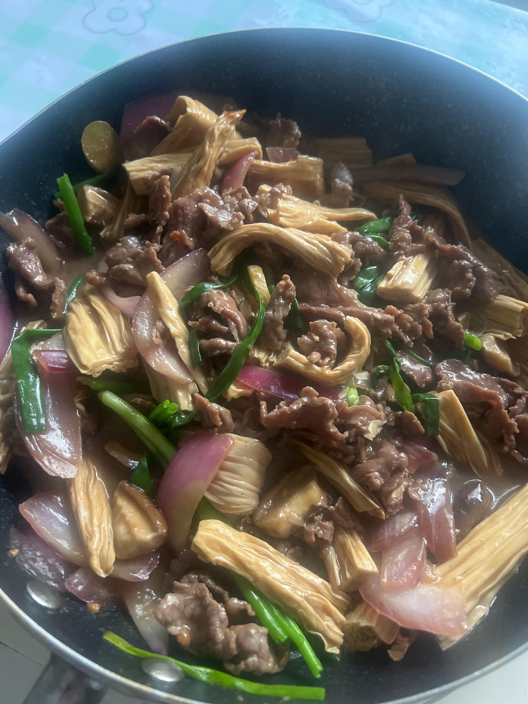 强强联手的腐竹焖牛肉