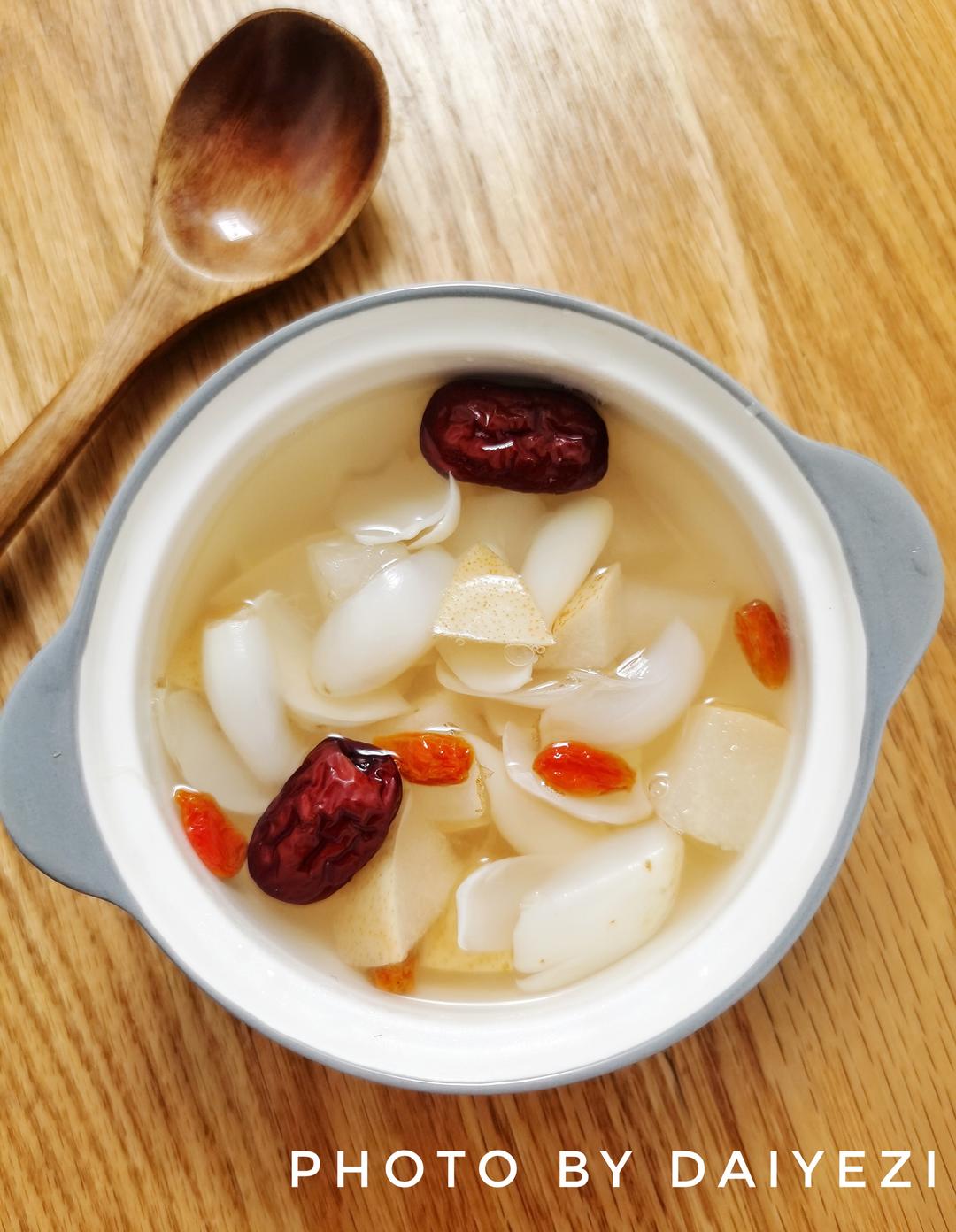 冰糖百合雪梨汤