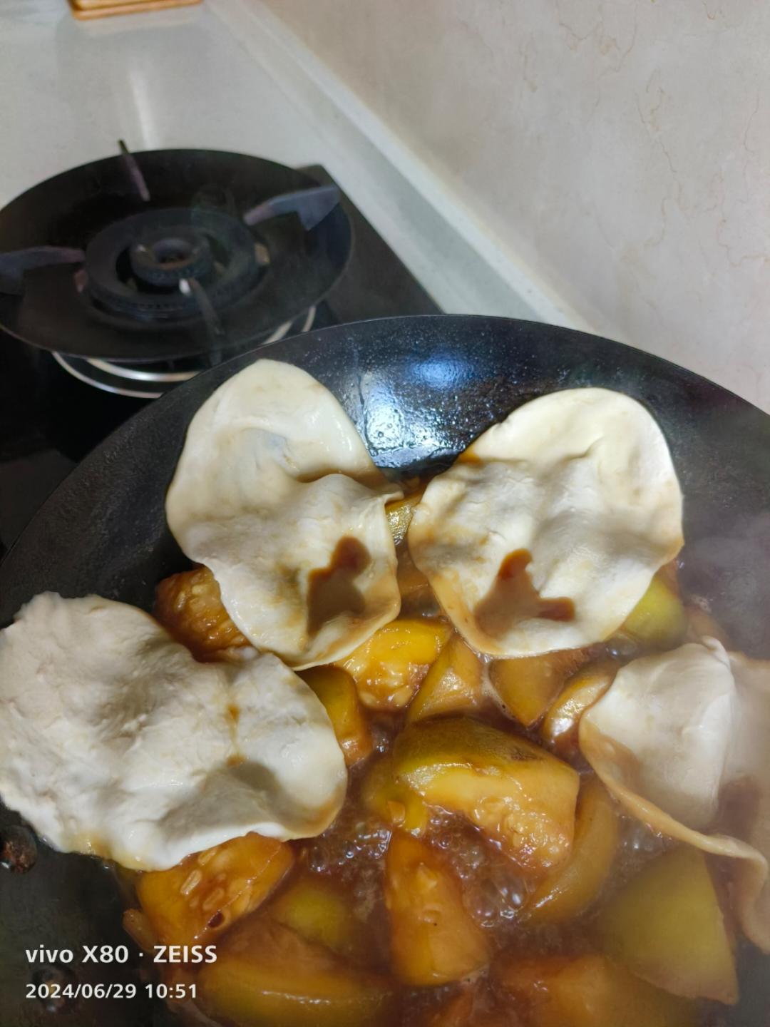 地锅鸡贴饼子