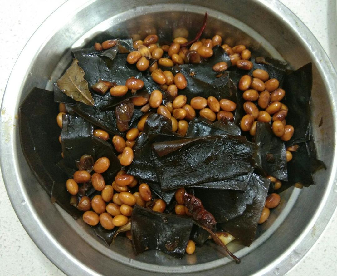 黄豆炖海带