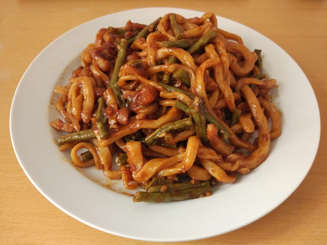 堂妈小厨——豆角番茄焖面