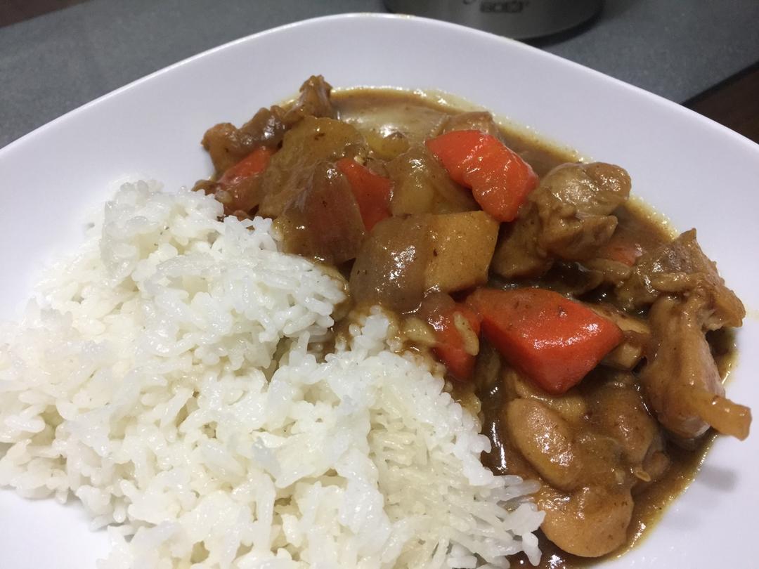 咖喱鸡肉饭