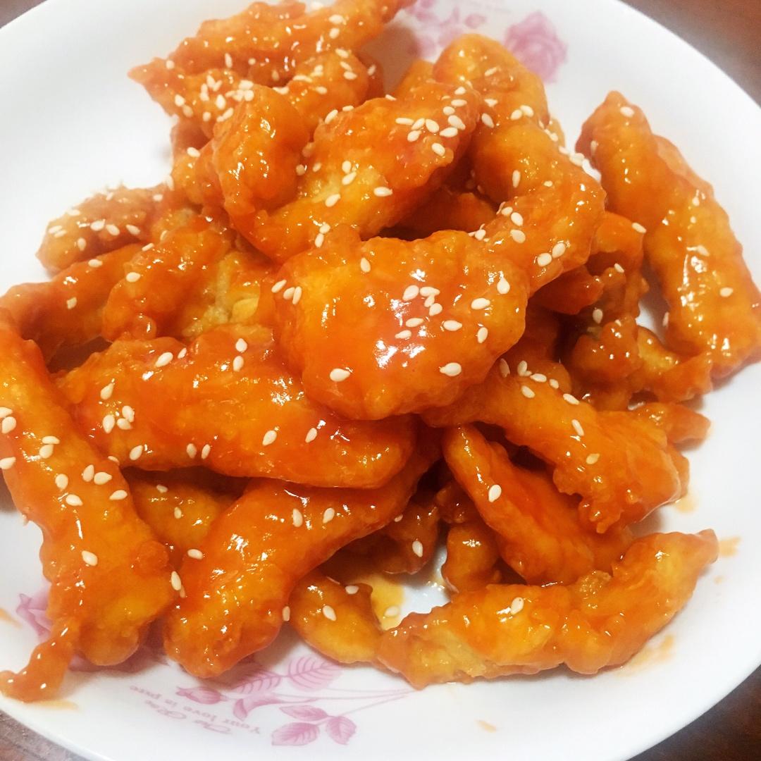 酸甜可口的糖醋鸡柳，关键是还很下饭！
