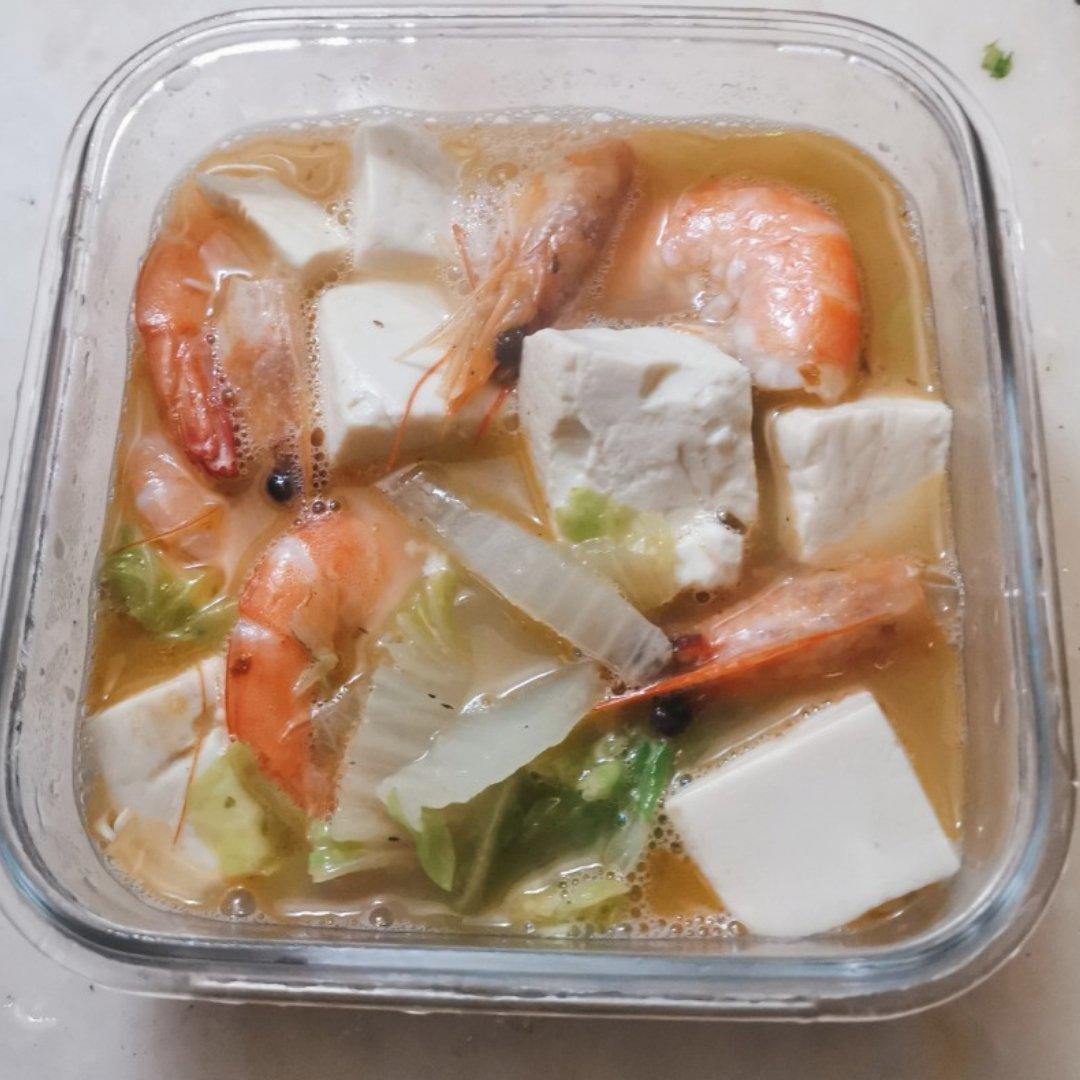 鲜虾豆腐汤