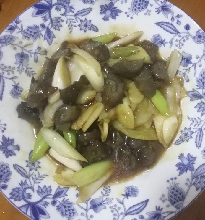 葱爆海参（简单快手）