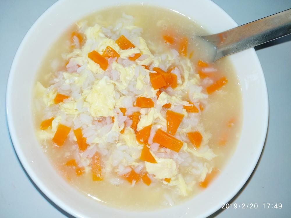 鸡蛋胡萝卜粥