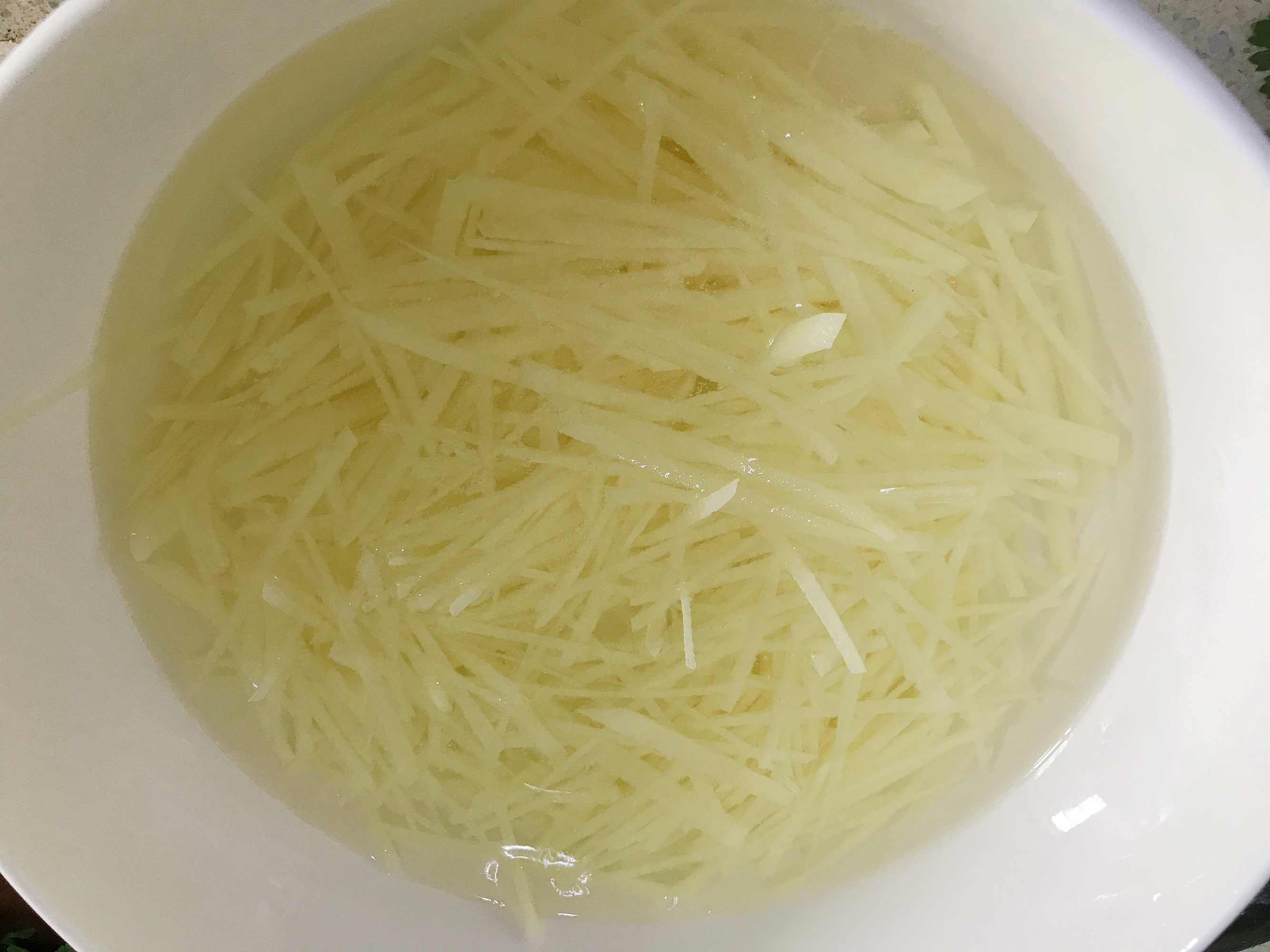 简单快手凉拌（酸辣）土豆丝的家常做法的做法 步骤4