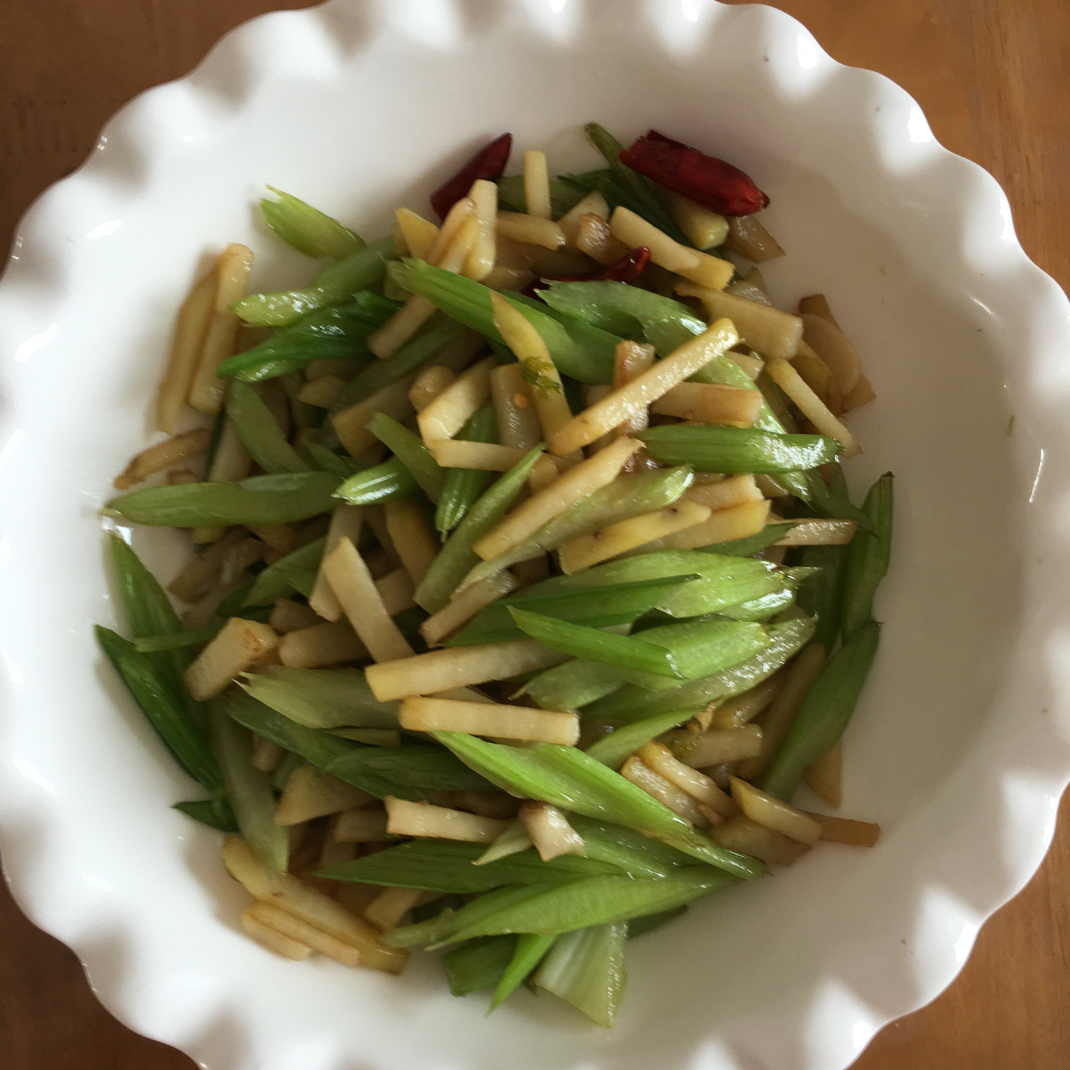 芹菜土豆条