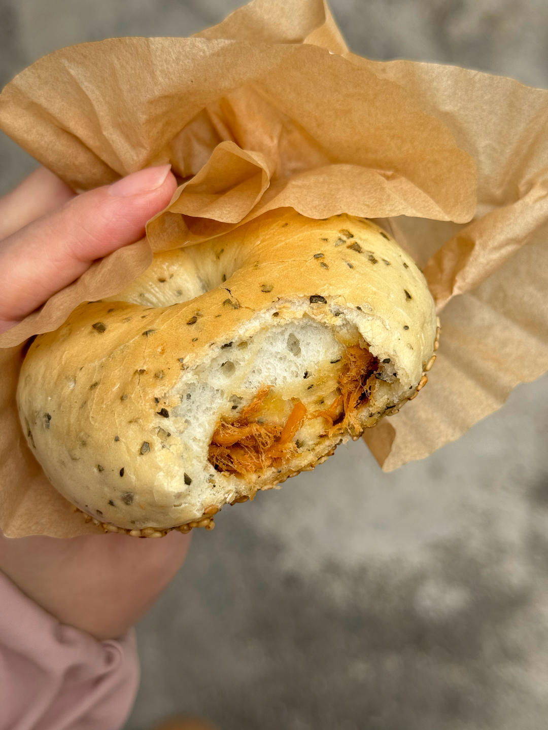 「花椒叶」芝麻脆底贝果