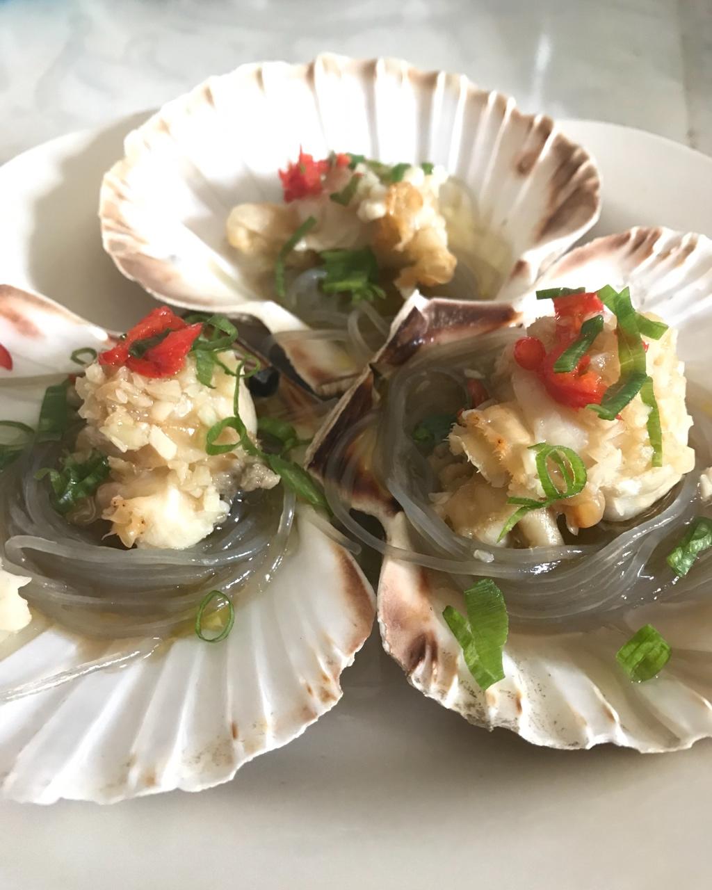 蒜蓉粉丝蒸扇贝粉丝入味有诀窍
