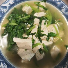 茼蒿豆腐汤