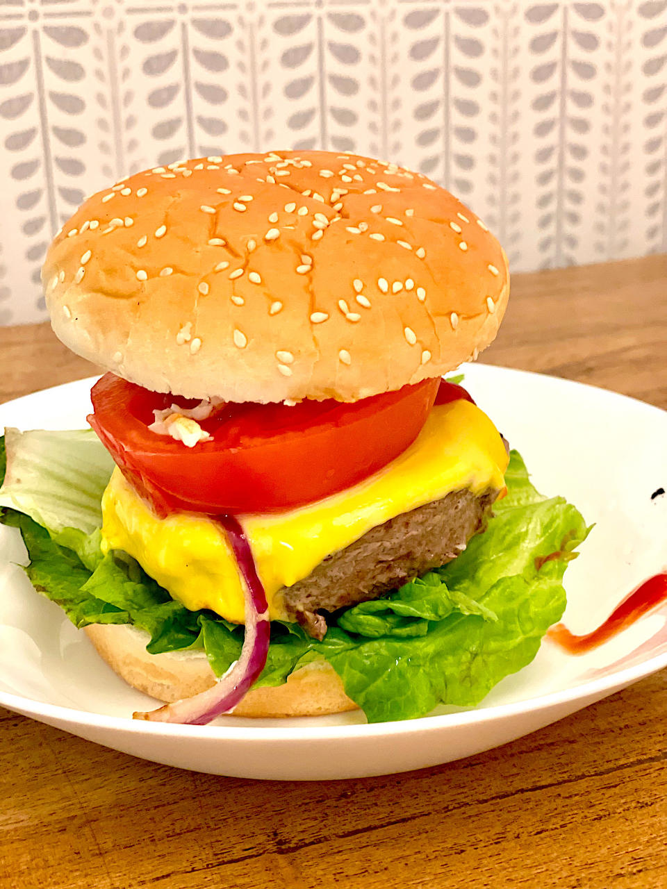 牛肉汉堡 煎出香嫩多汁的牛肉饼