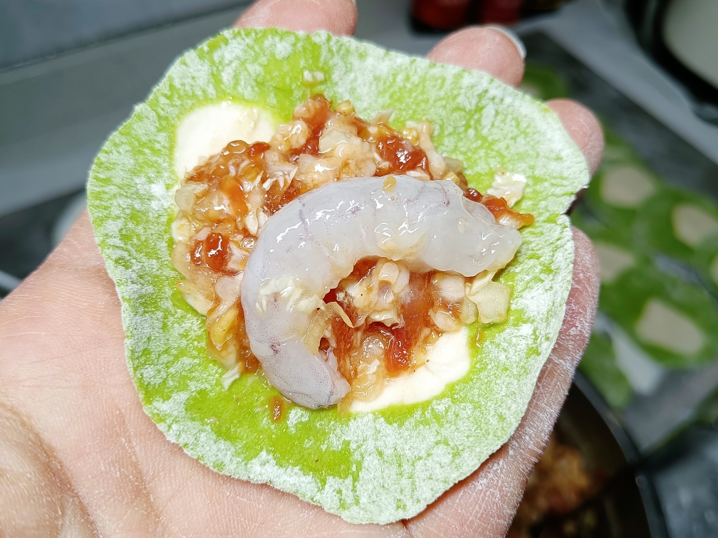 白菜猪肉虾仁水饺的做法 步骤14