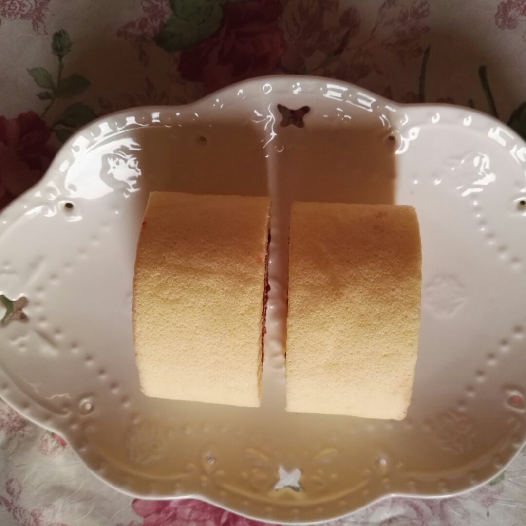 火龙果蛋糕卷