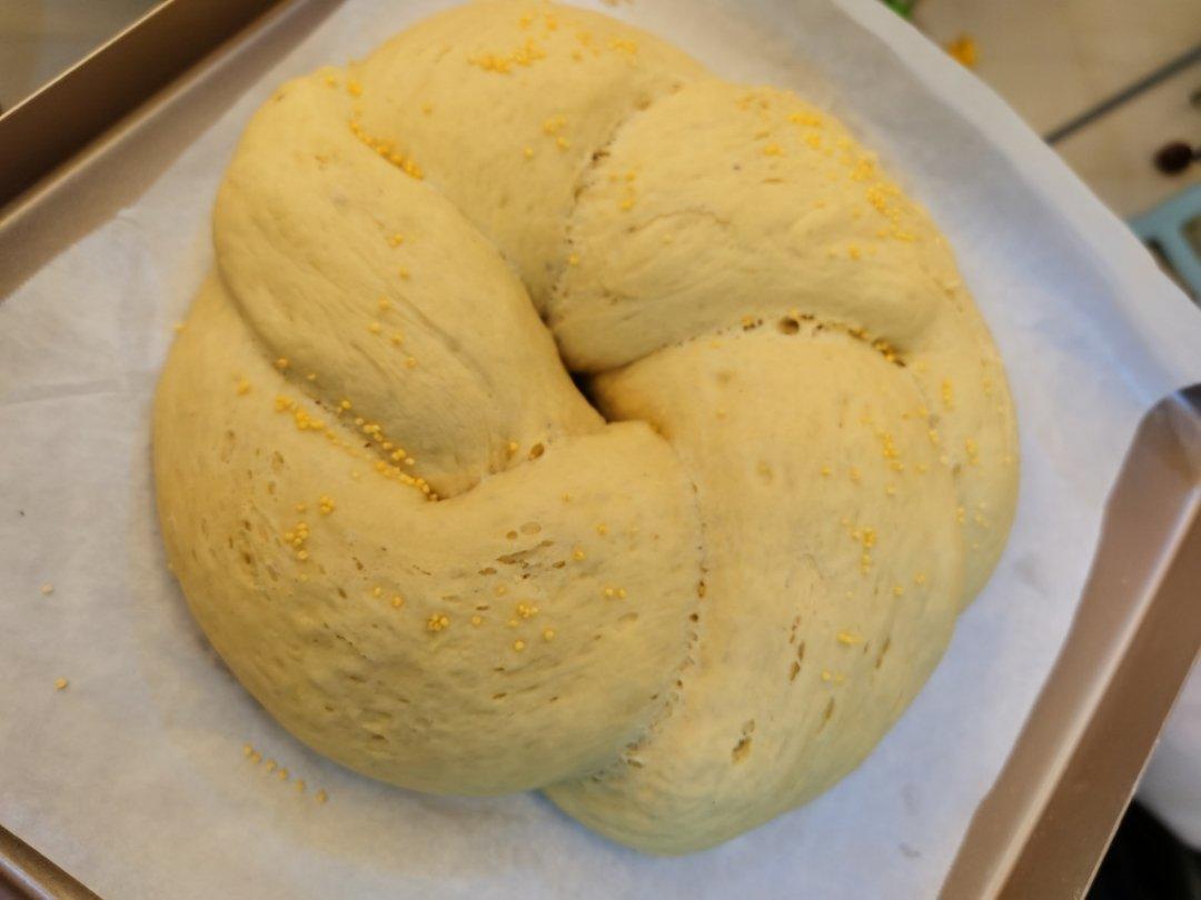 一口入魂的皇冠小米面包