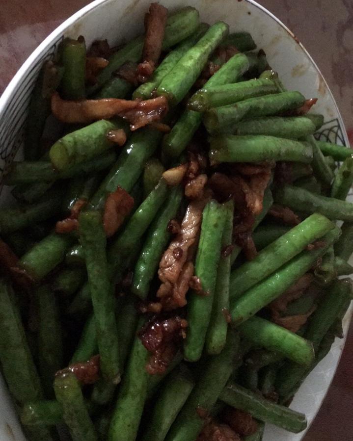 豆角炒肉丝