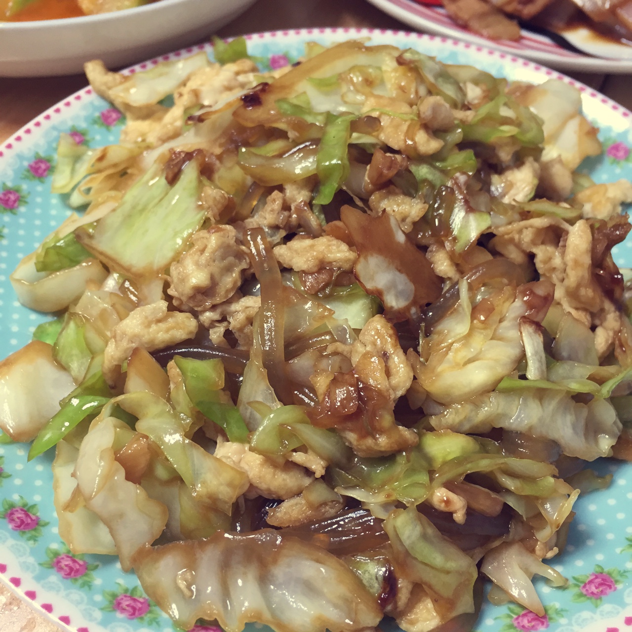 包菜粉丝炒鸡蛋