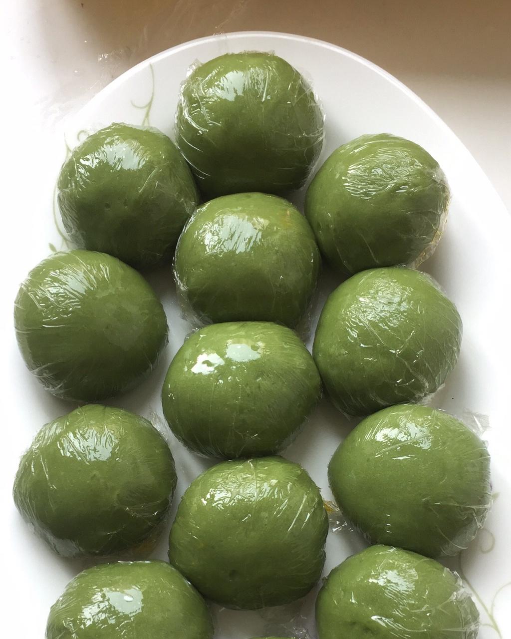 网红青团～～咸蛋黄肉松青团