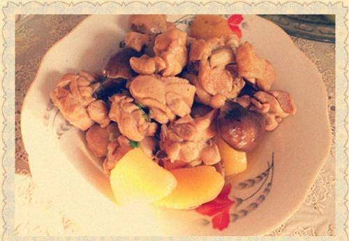 香菇土豆炖鸡的做法