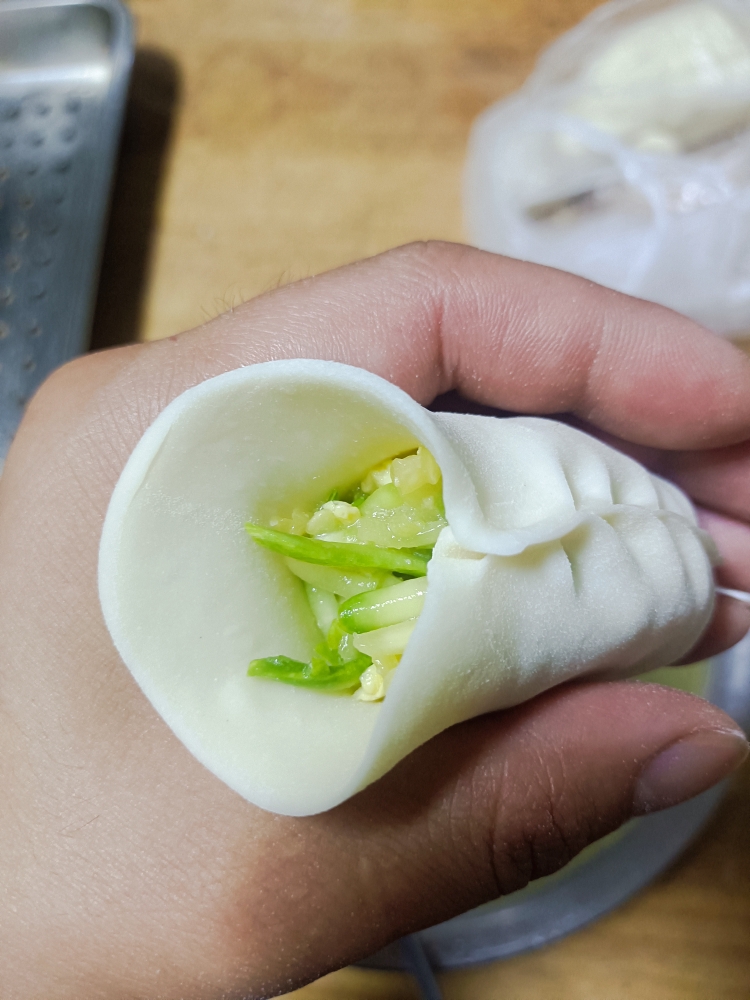清淡可口的角瓜鸡蛋蒸饺的做法