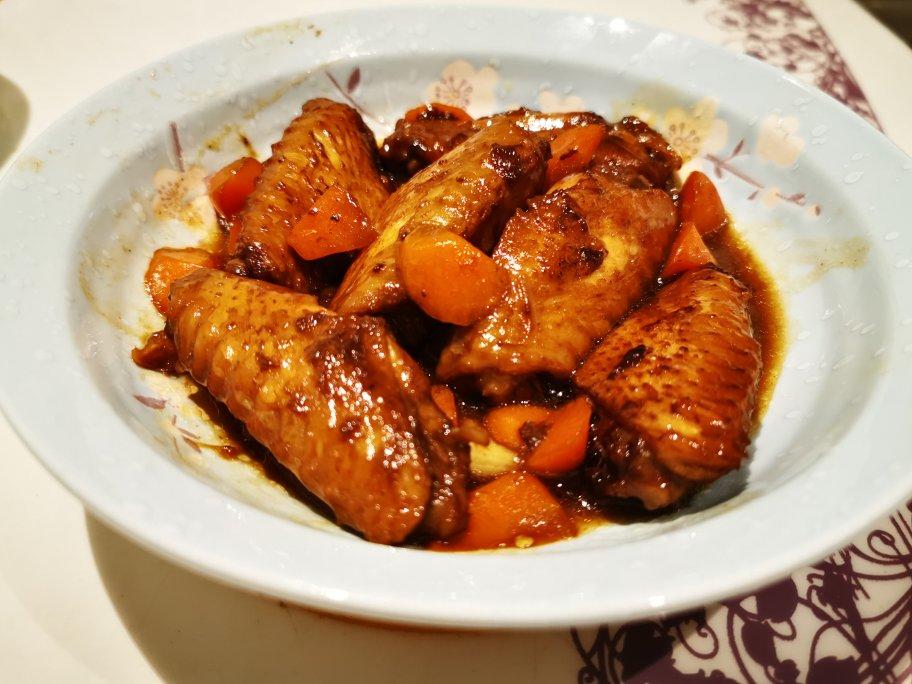 红萝卜烧鸡翅