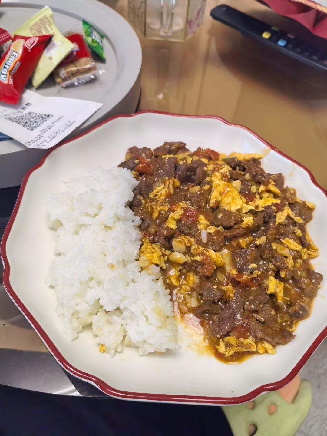 酸甜浓郁～超开胃🔥番茄滑蛋牛肉饭