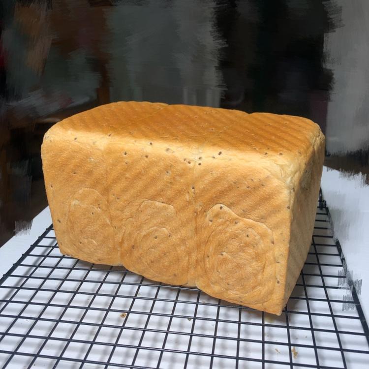 《Tinrry+》软绵绵的白吐司