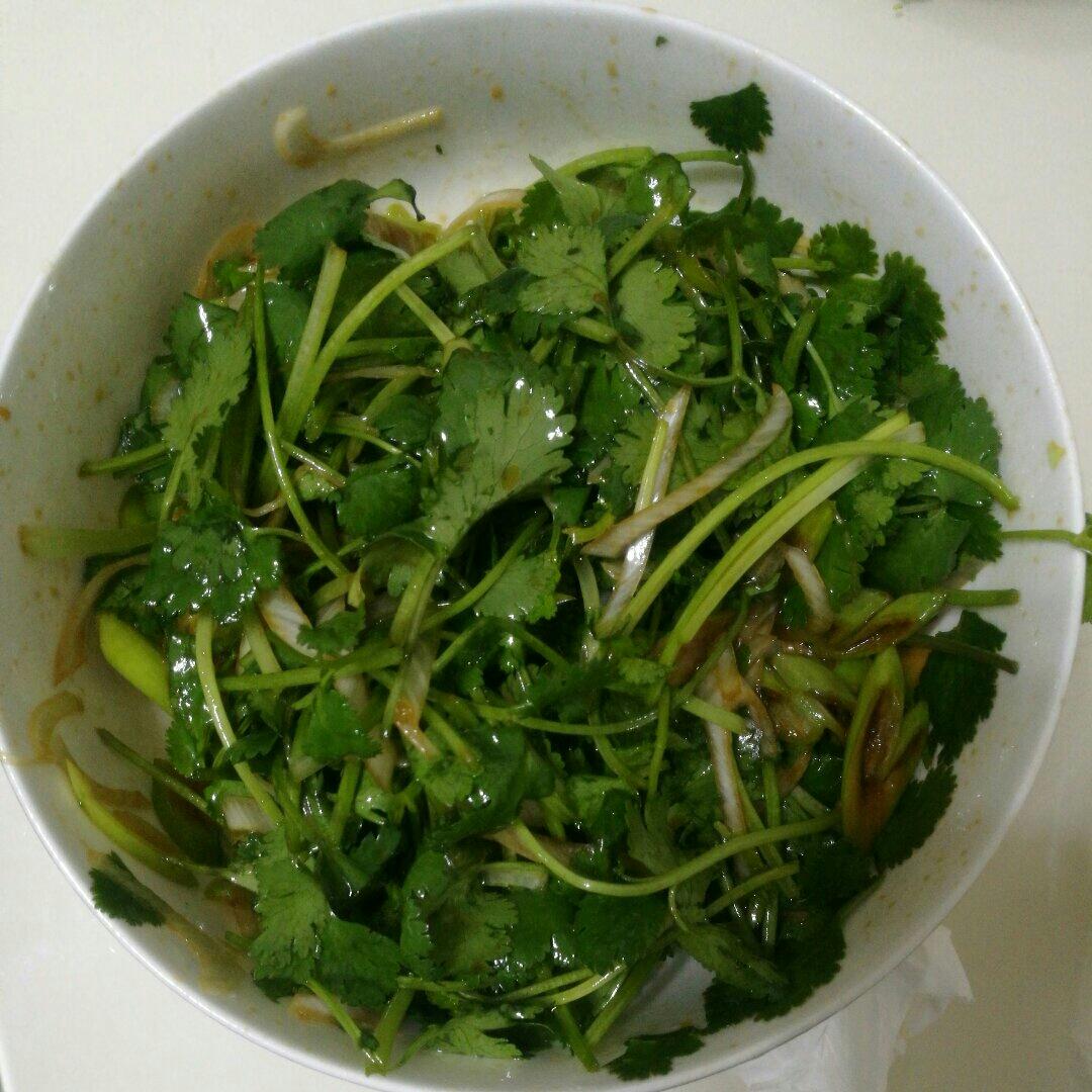 凉拌香菜