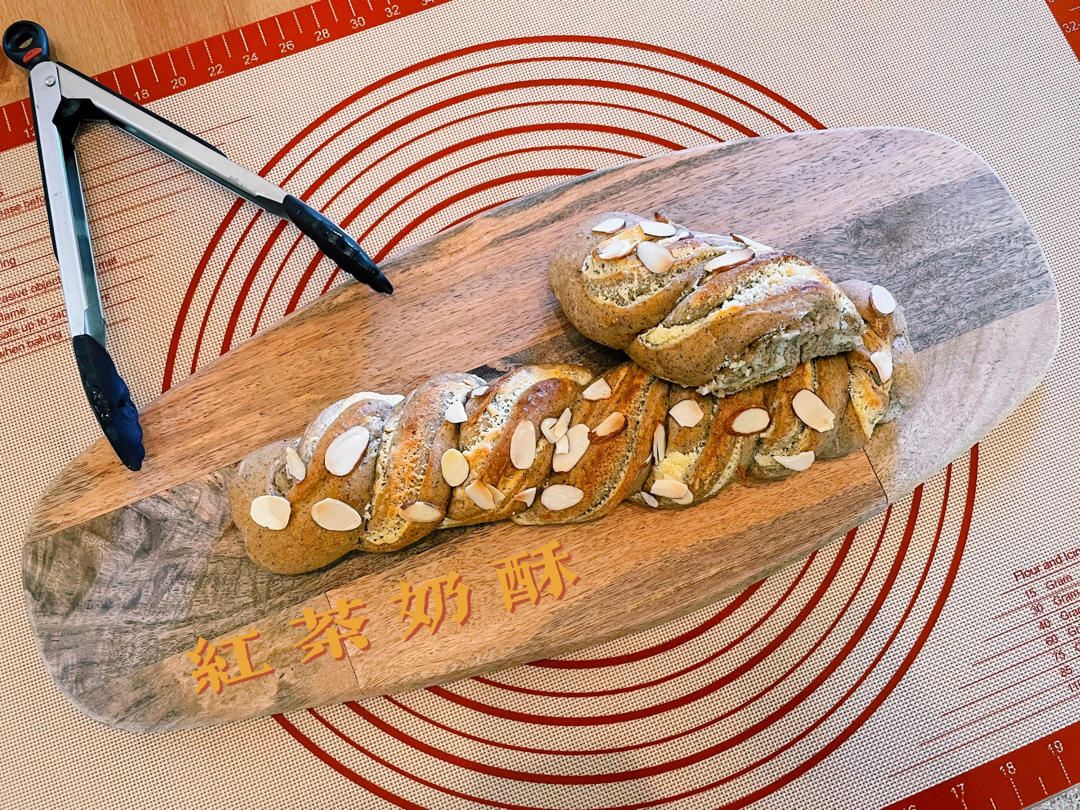 红茶奶酥面包