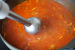 番茄蔬菜浓汤的做法 步骤15