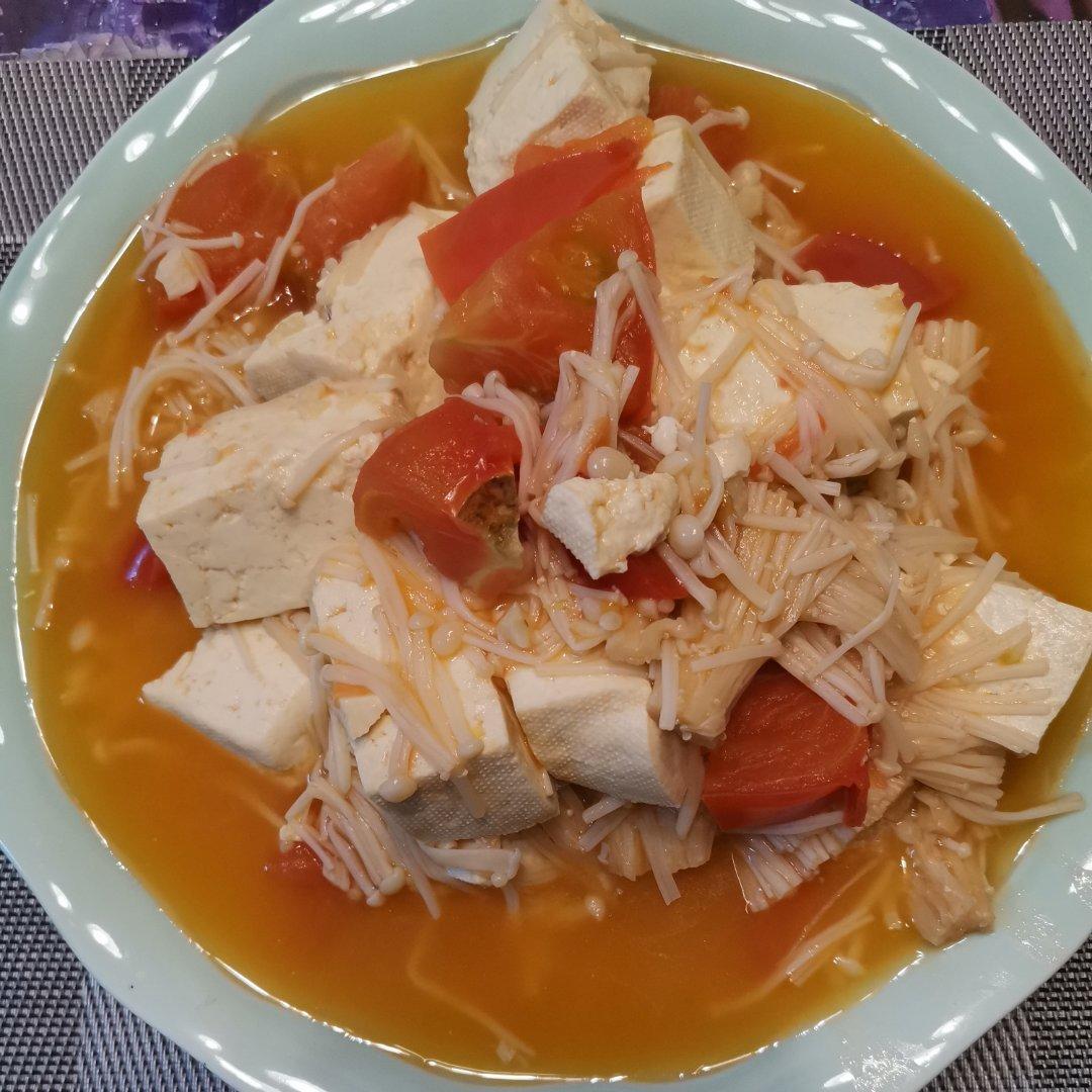 低卡高蛋白番茄金针菇豆腐汤，好喝不发胖